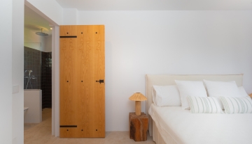 Resa estates Ibiza for sale modern villa martinet views bedroom 5.jpg
